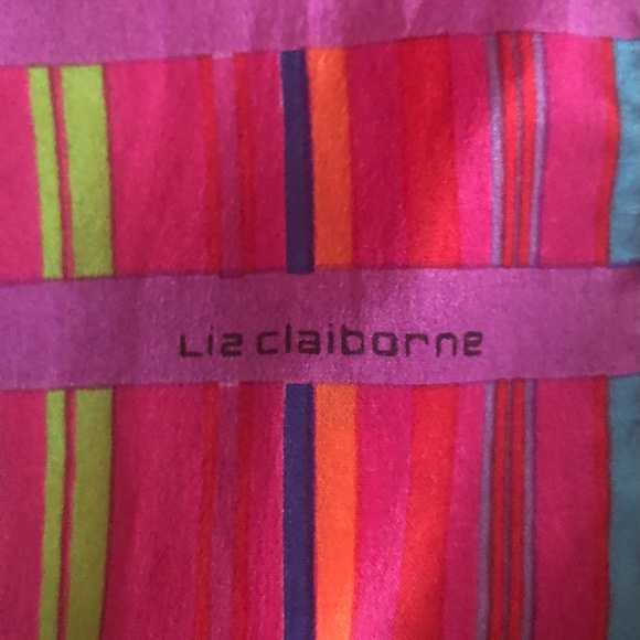 Selection of scarves - Picture 3 of 9